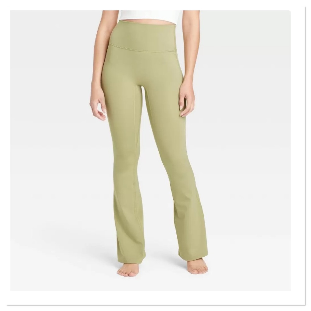 Women’s Brushed Sculpt Ultra High Rise Flare Leggings All In Motion